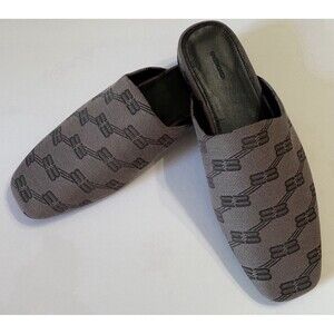 Balenciaga Cosy F005 BB Monogram Mules Dark Grey Size 35 NIB w/COA $900 Retail